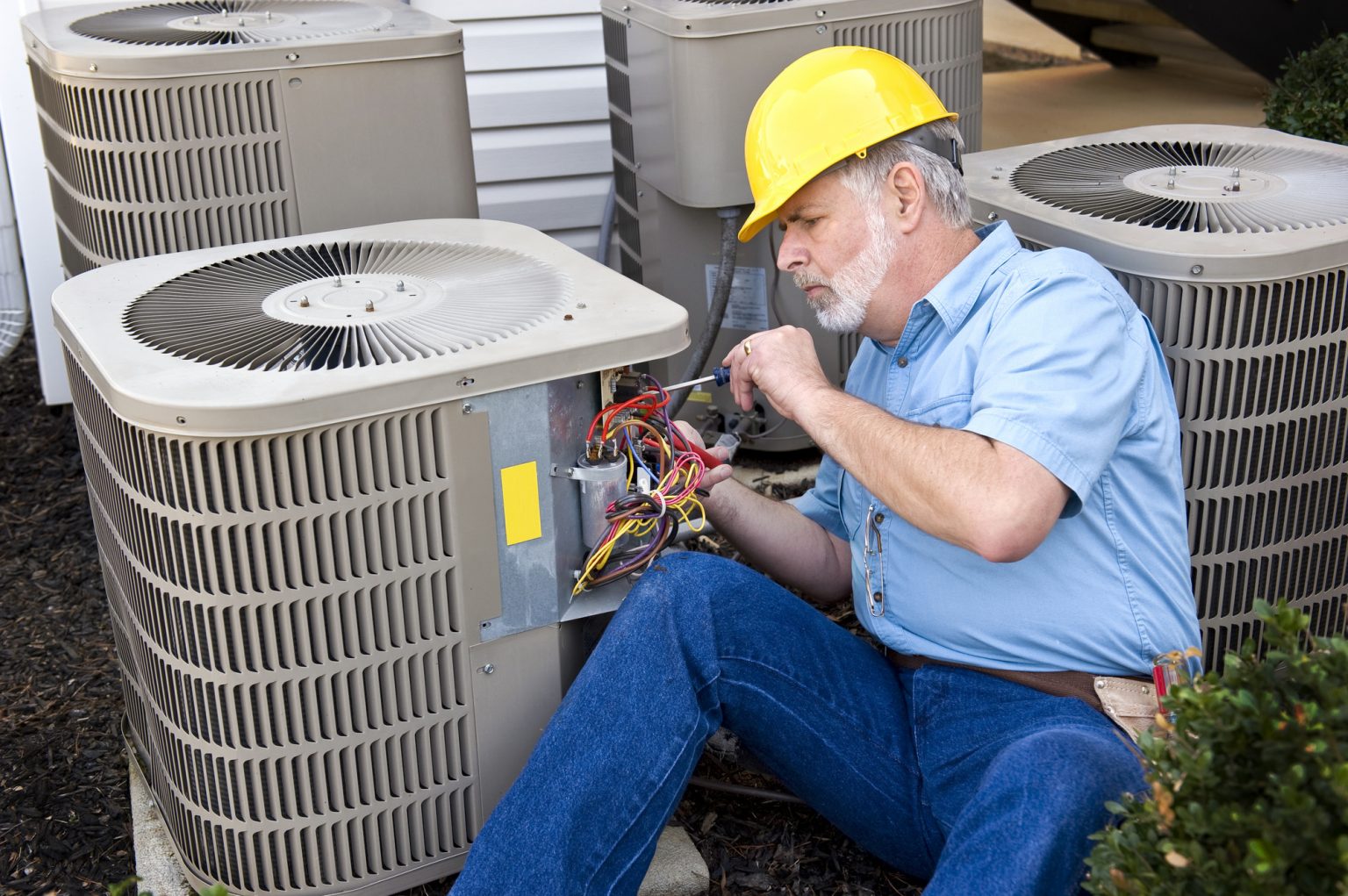 3 Qualities to Look for In a Great HVAC Technician